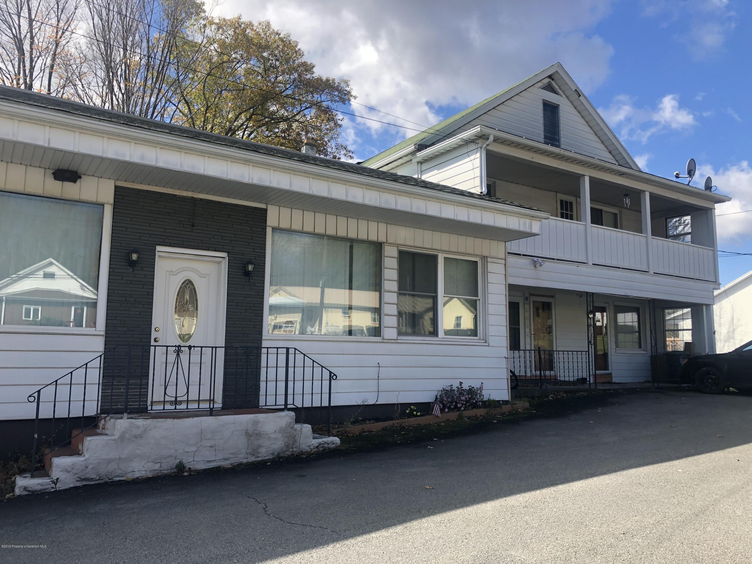 Property Photo: 1001 State Route 307 PA 18444