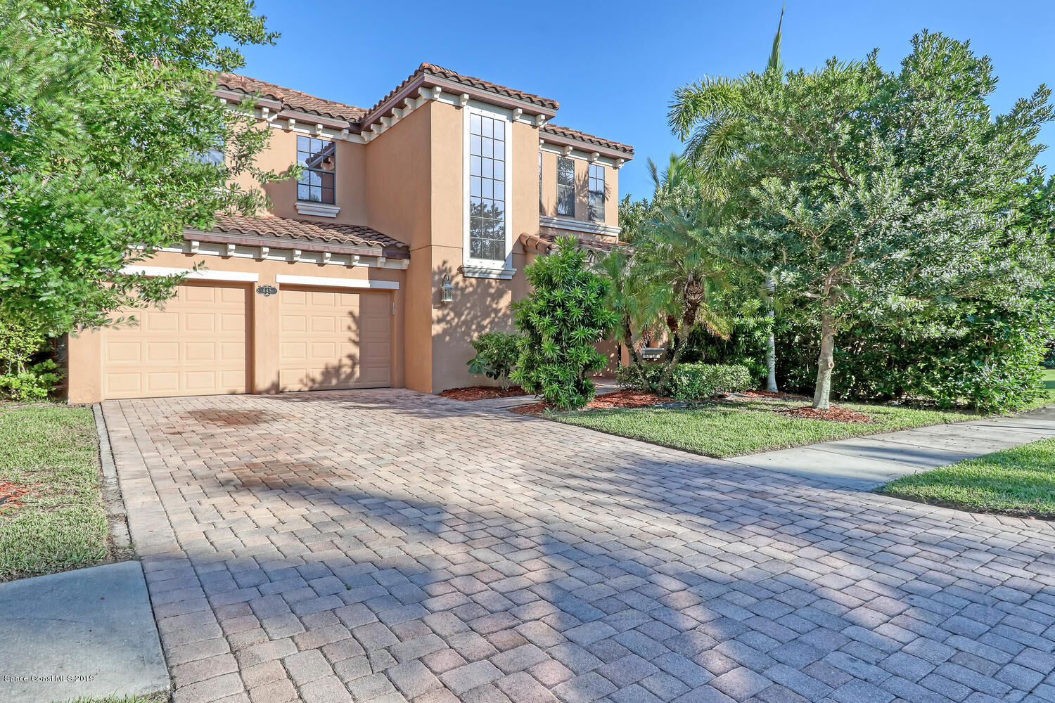 Property Photo: 645 Mission Bay Drive FL 32937