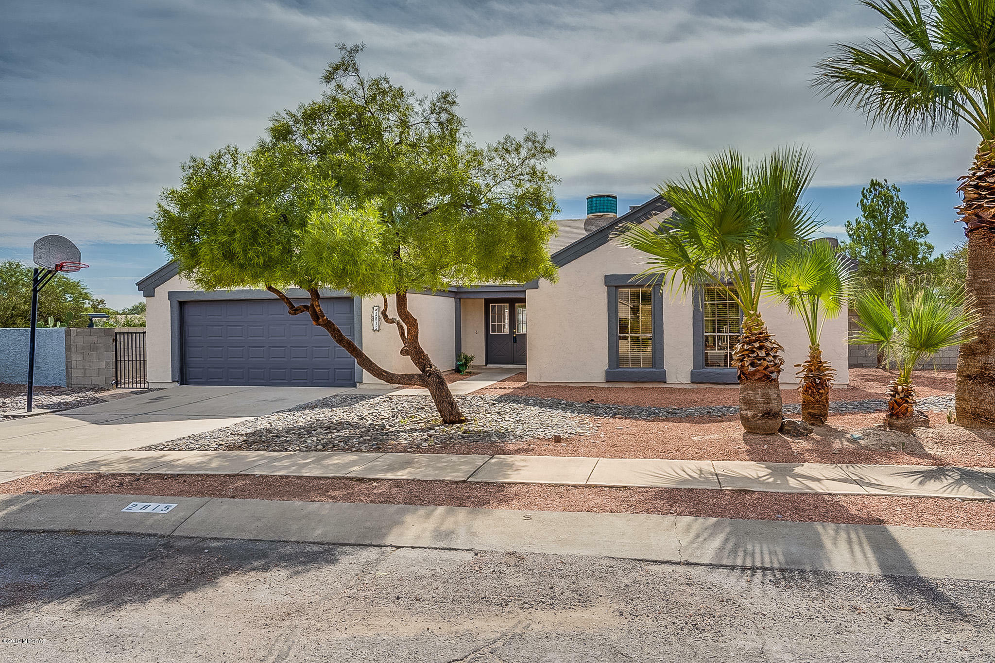 Property Photo:  2815 W Ironwood Ridge Drive  AZ 85745 