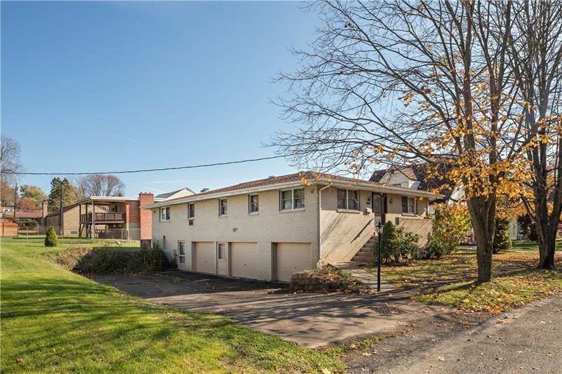 Property Photo: 216 Vincennes PA 15071