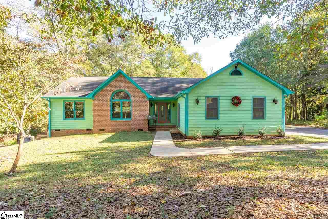 Property Photo: 138 Woodcreek Drive SC 29303