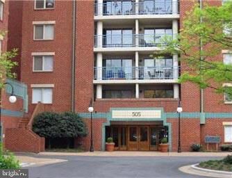 Property Photo:  505 E Braddock Road 107  VA 22314 
