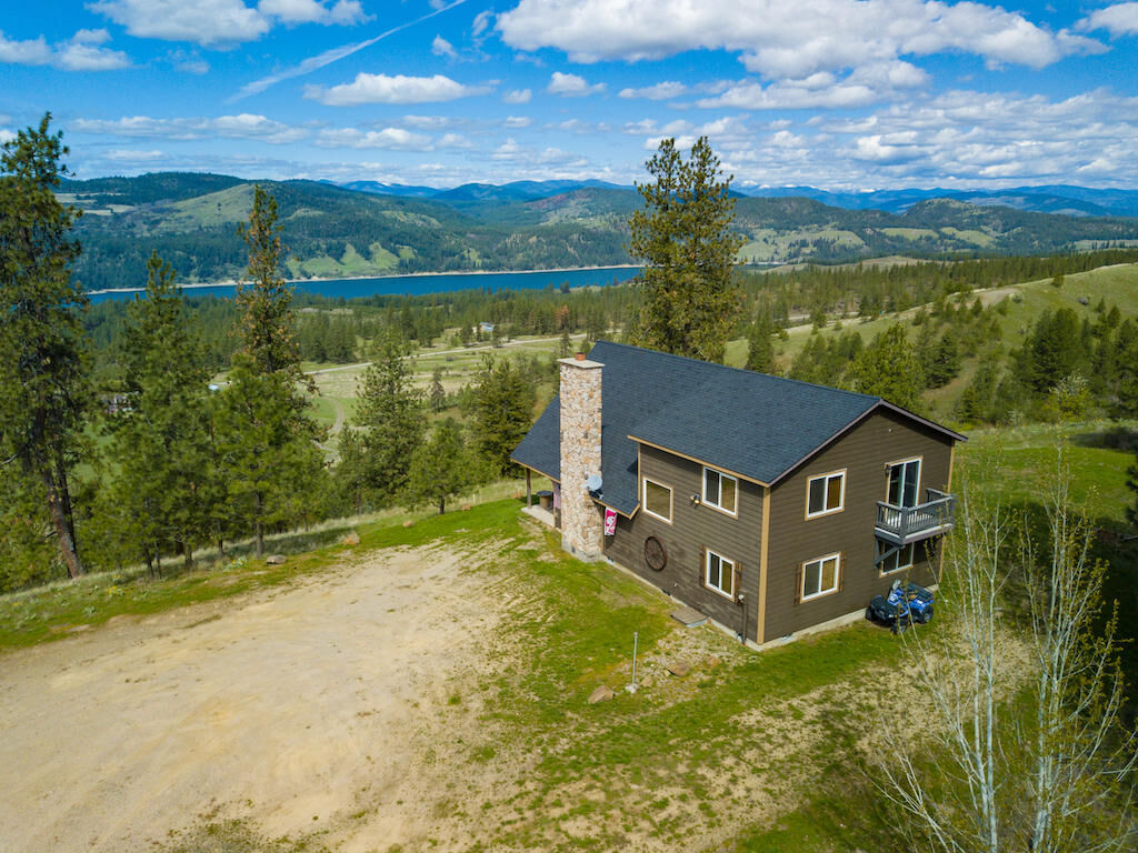 Property Photo:  4419 Bissell Rd  WA 99137 