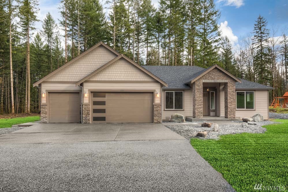 Property Photo: 30905 37th Avenue E WA 98338