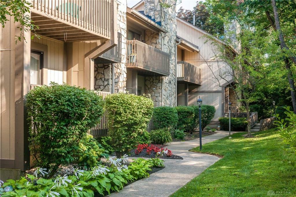 Property Photo: 217 Hermitage Court OH 45459