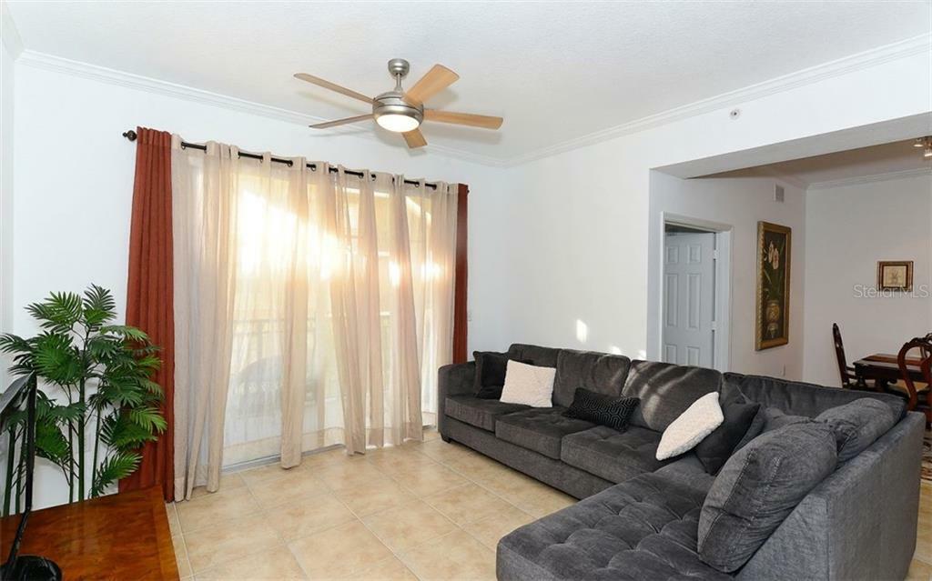 Property Photo:  1064 N Tamiami Trail 1418  FL 34236 