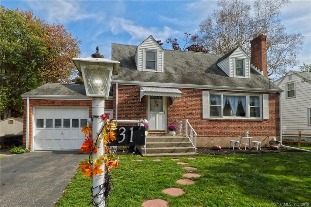 Property Photo: 31 Aimes Drive CT 06516