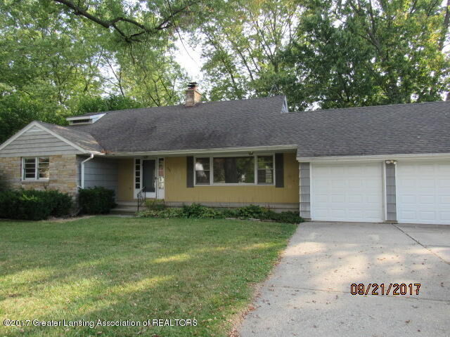 Property Photo:  336 Richard Avenue  MI 48917 