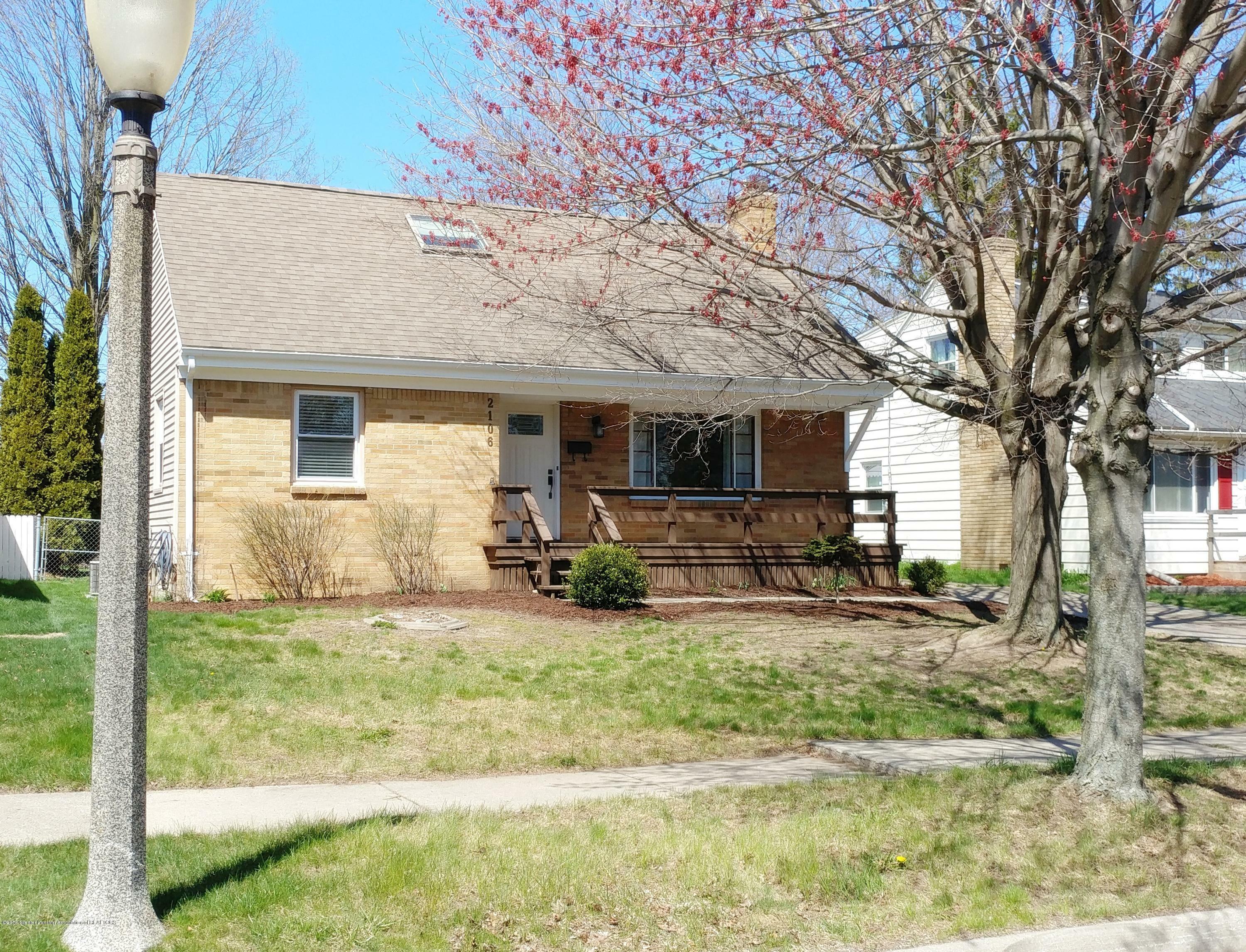Property Photo: 2106 Cooper Avenue MI 48910