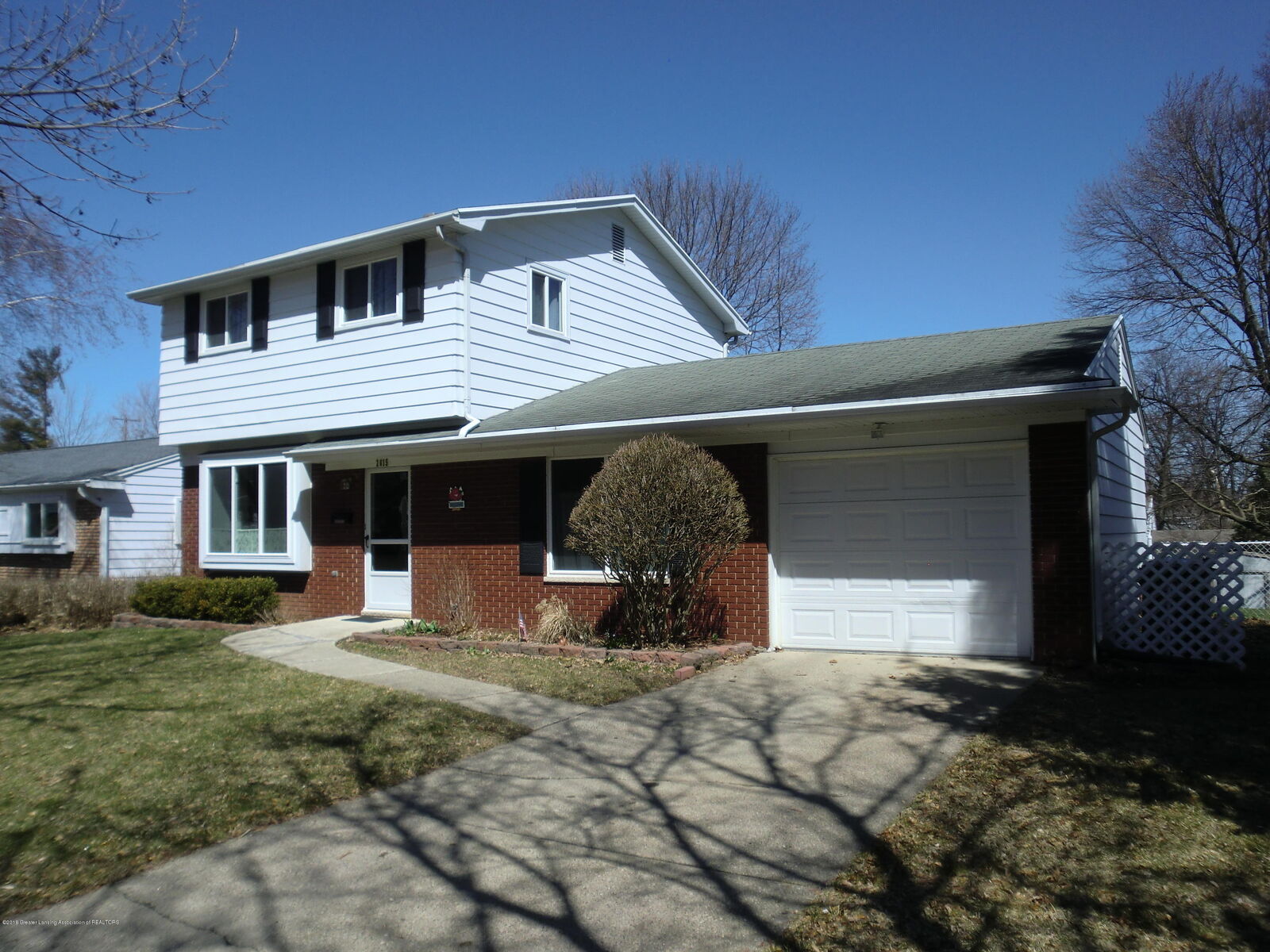 Property Photo:  2615 Tulane Drive  MI 48912 