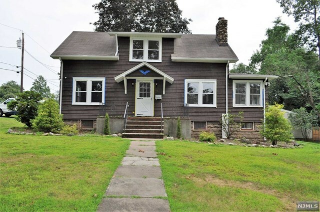 Property Photo:  12 Franklin Avenue  NJ 07645 