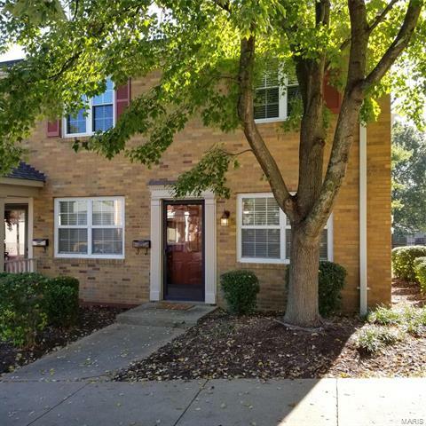 Property Photo: 1516 Swallow Drive 63144