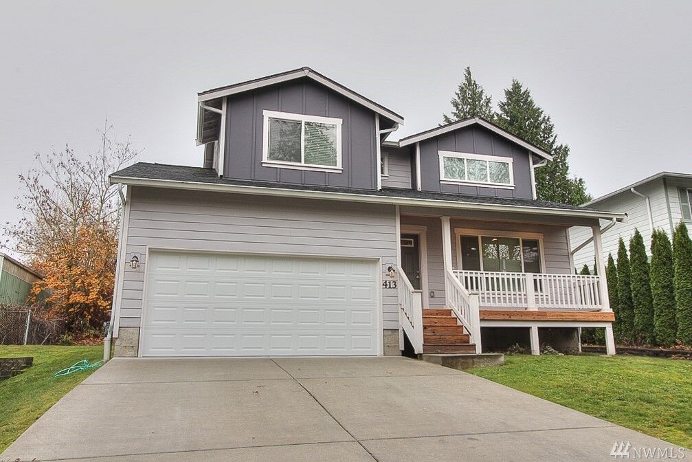 Property Photo:  413  82nd Avenue SE  WA 98258 