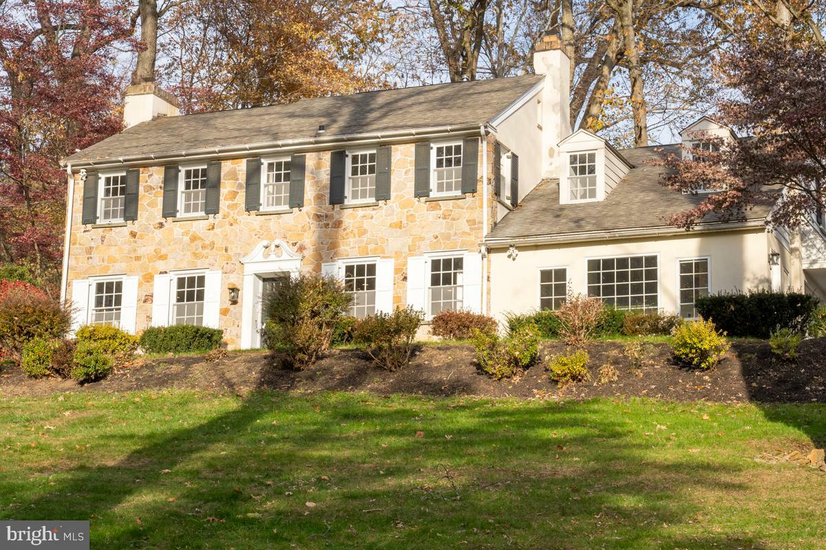 Property Photo:  615 King Of Prussia Road  PA 19087 