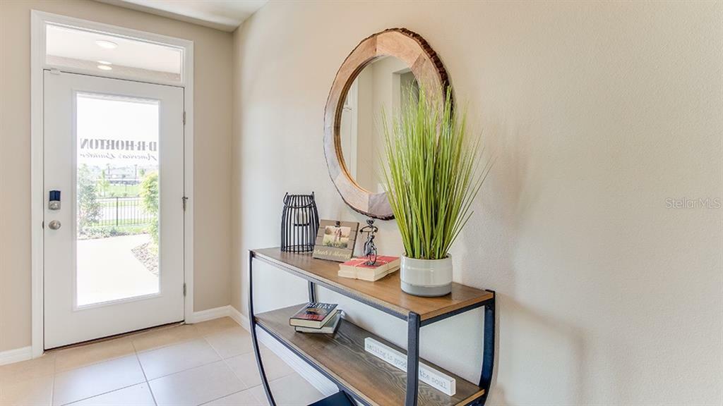 Property Photo:  16451 Little Garden Drive  FL 33598 