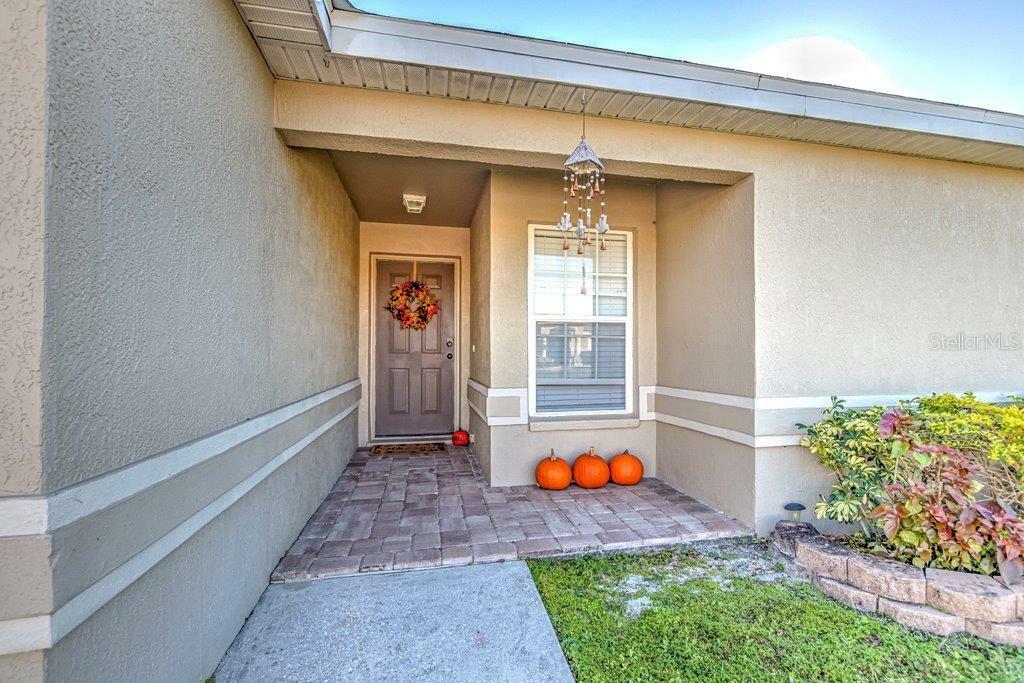 Property Photo:  8677 Pebblebrooke Way  FL 33810 