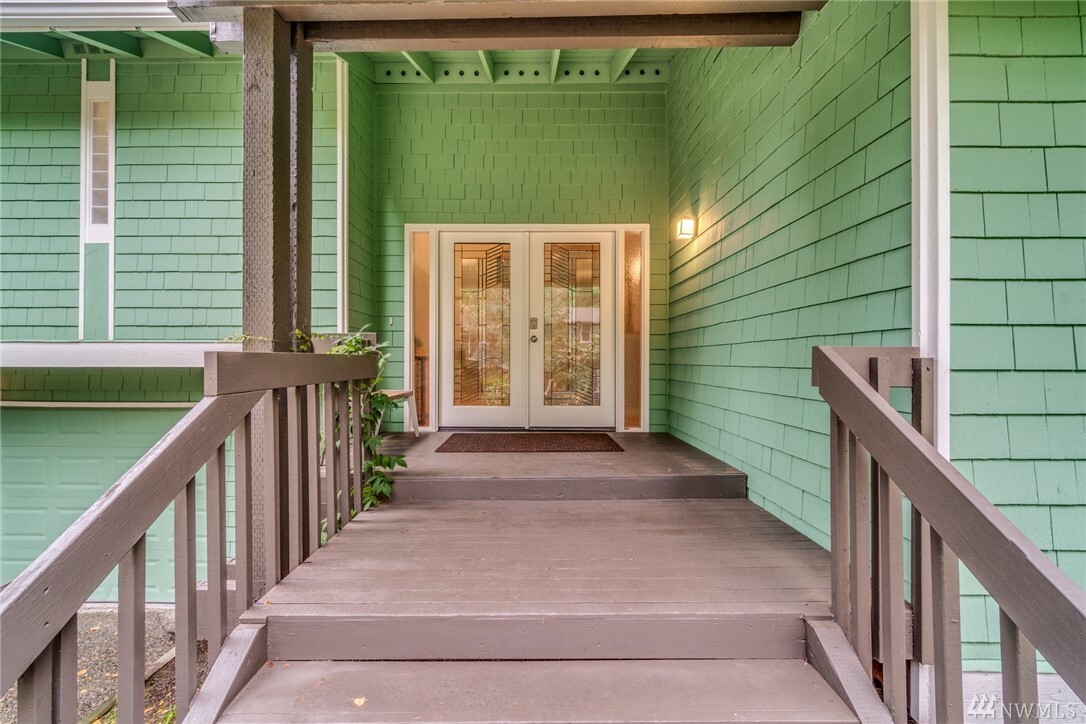 Property Photo: 7608 147th Avenue NE WA 98052