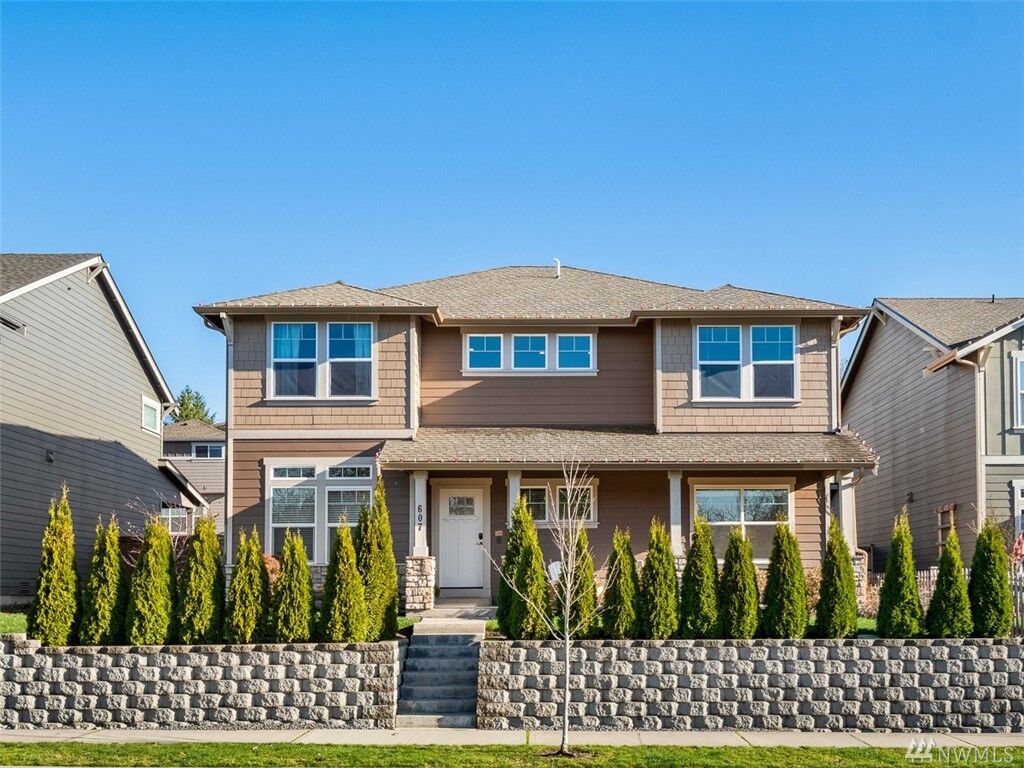 Property Photo: 607 Covington Ave WA 98290