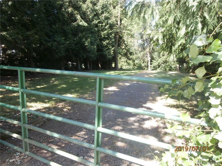 Property Photo:  15 Xx 7th St SW  WA 98371