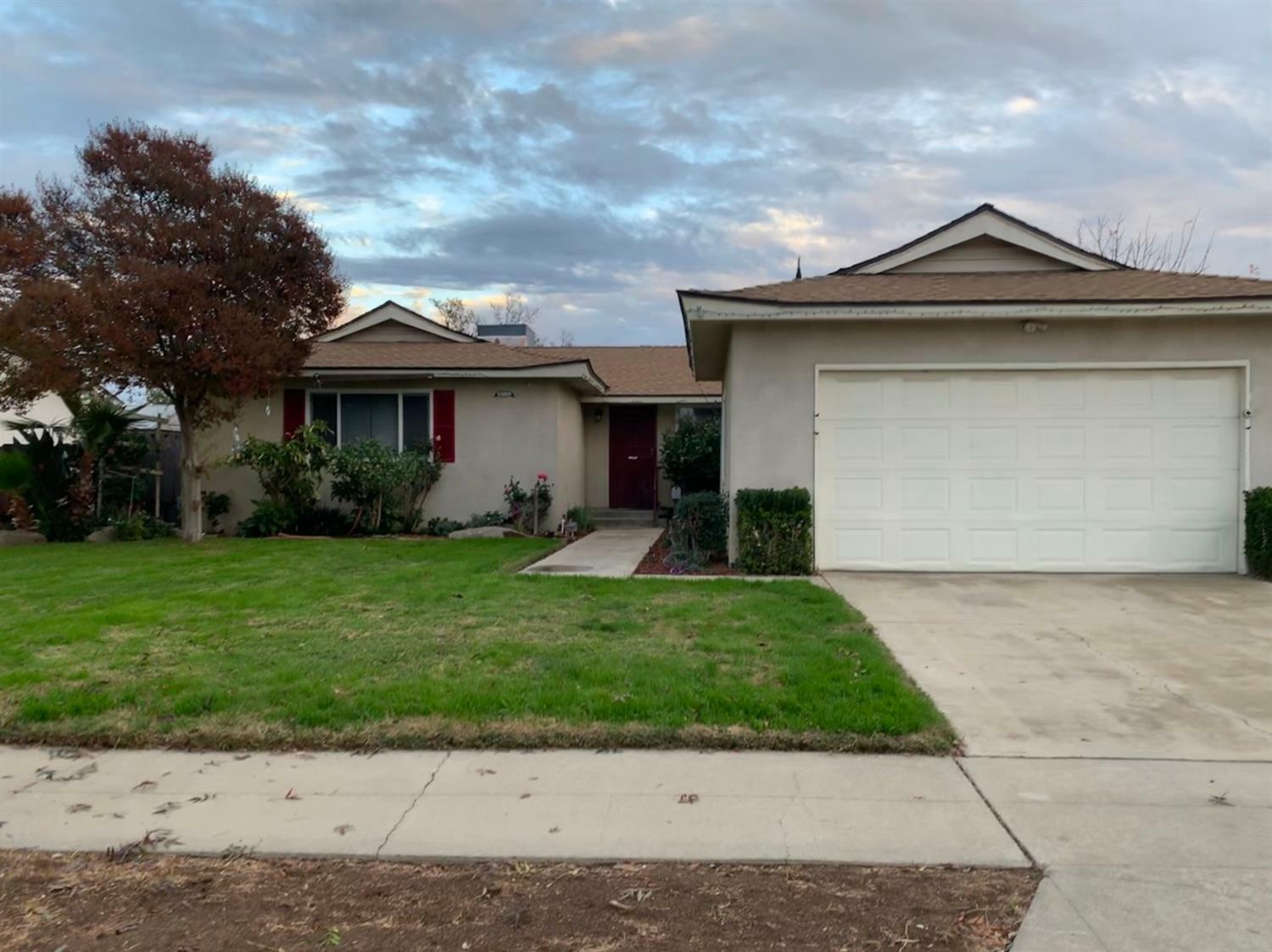 Property Photo:  4514 N Garden Avenue  CA 93726 