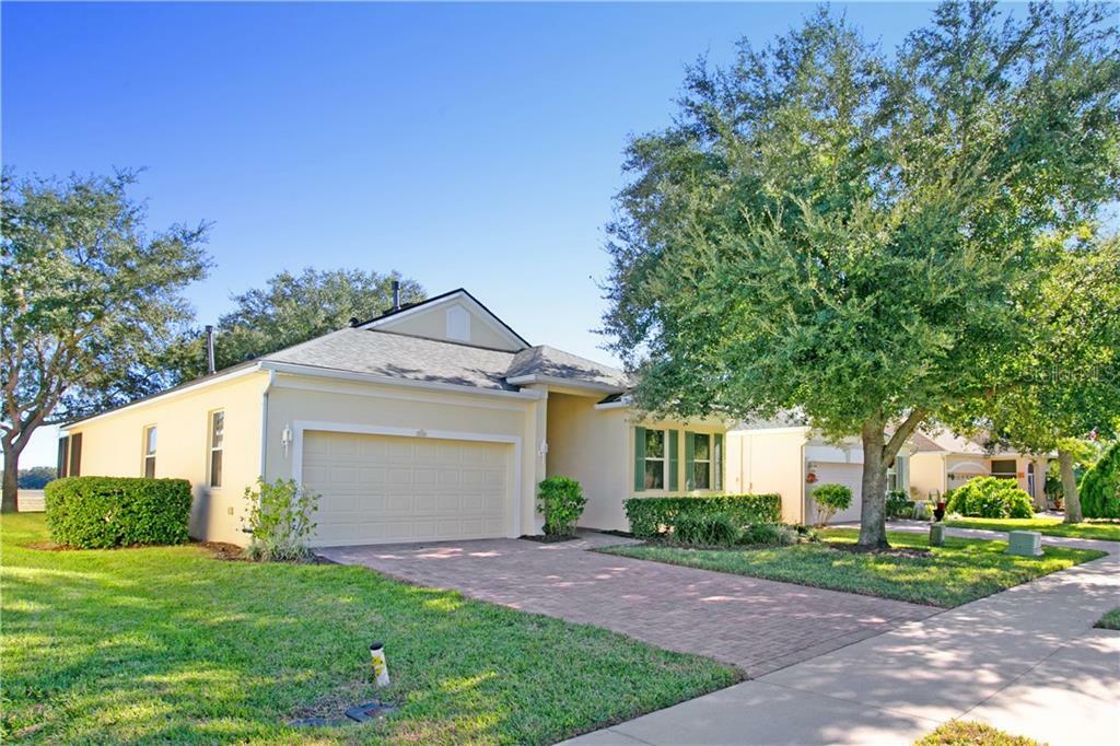 Property Photo:  2226 Caledonian Street  FL 34711 