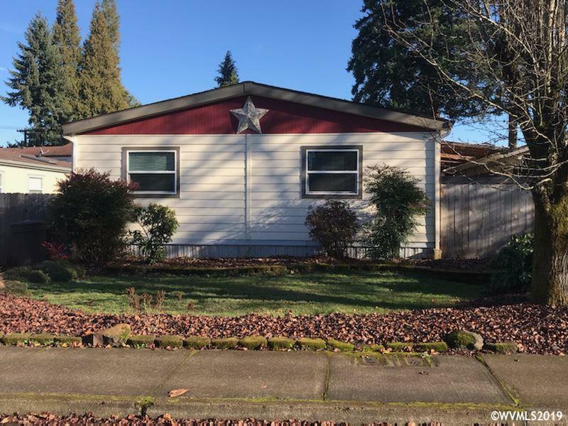 Property Photo: 5006 Cumberland (#36) Ct SE 36 OR 97306