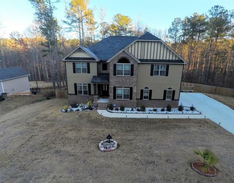 Property Photo: 4412 Meadowwood Drive GA 30052