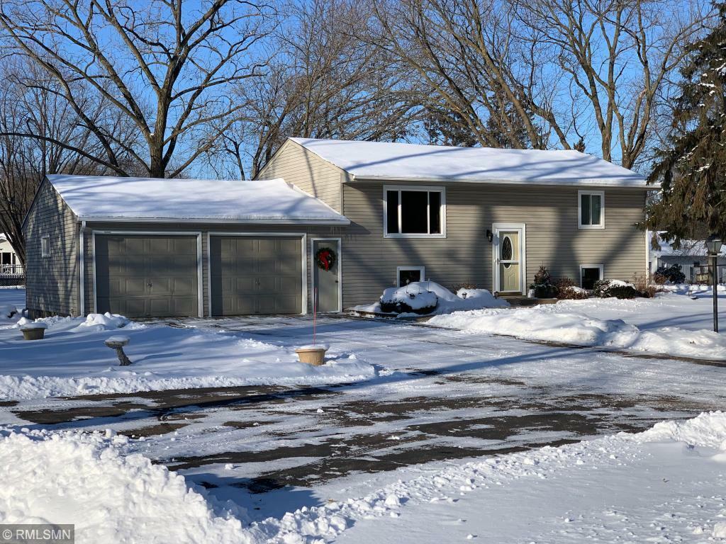 666 Queenan Avenue N  Lakeland MN 55043 photo