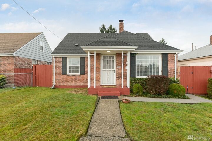 3518 S Ainsworth Ave  Tacoma WA 98418 photo