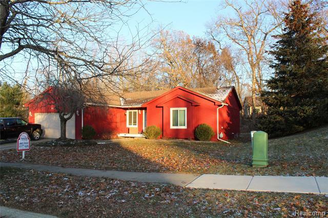 Property Photo:  548 Glenwyth Road  MI 48116 