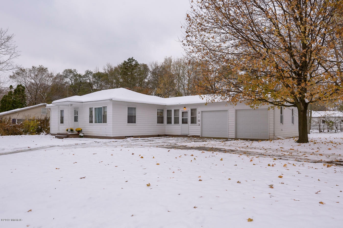 Property Photo:  3103 Mt. Olivet Road  MI 49004 