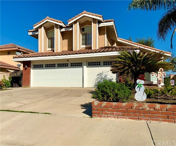 Property Photo:  2981 Oakbrook Drive  CA 92503 
