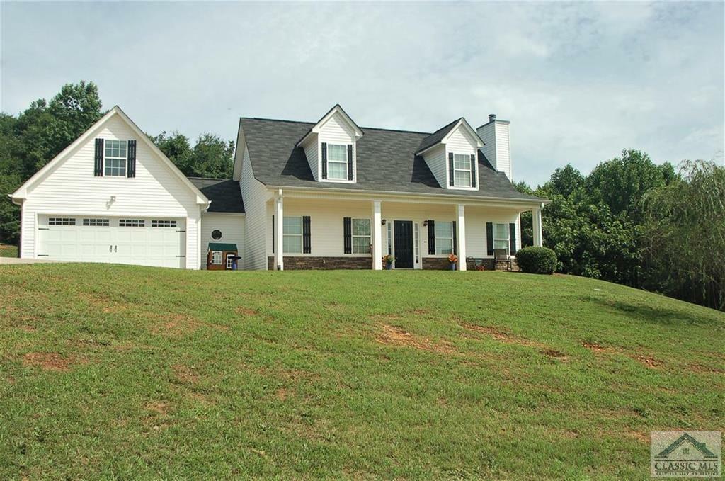 Property Photo:  401 Cedar Hollow Drive  GA 30575 