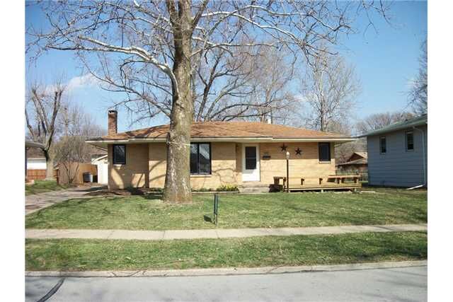 Property Photo:  602 SE 3rd Street  IA 50021 