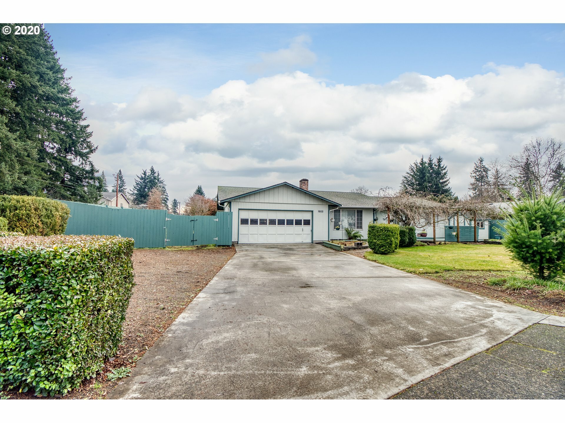 Property Photo: 10413 NE 63rd St WA 98662