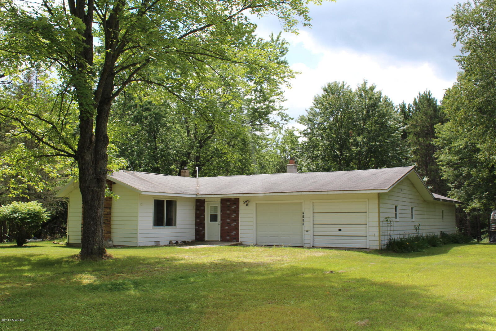 Property Photo:  7749 S Evergreen Road  MI 49402 