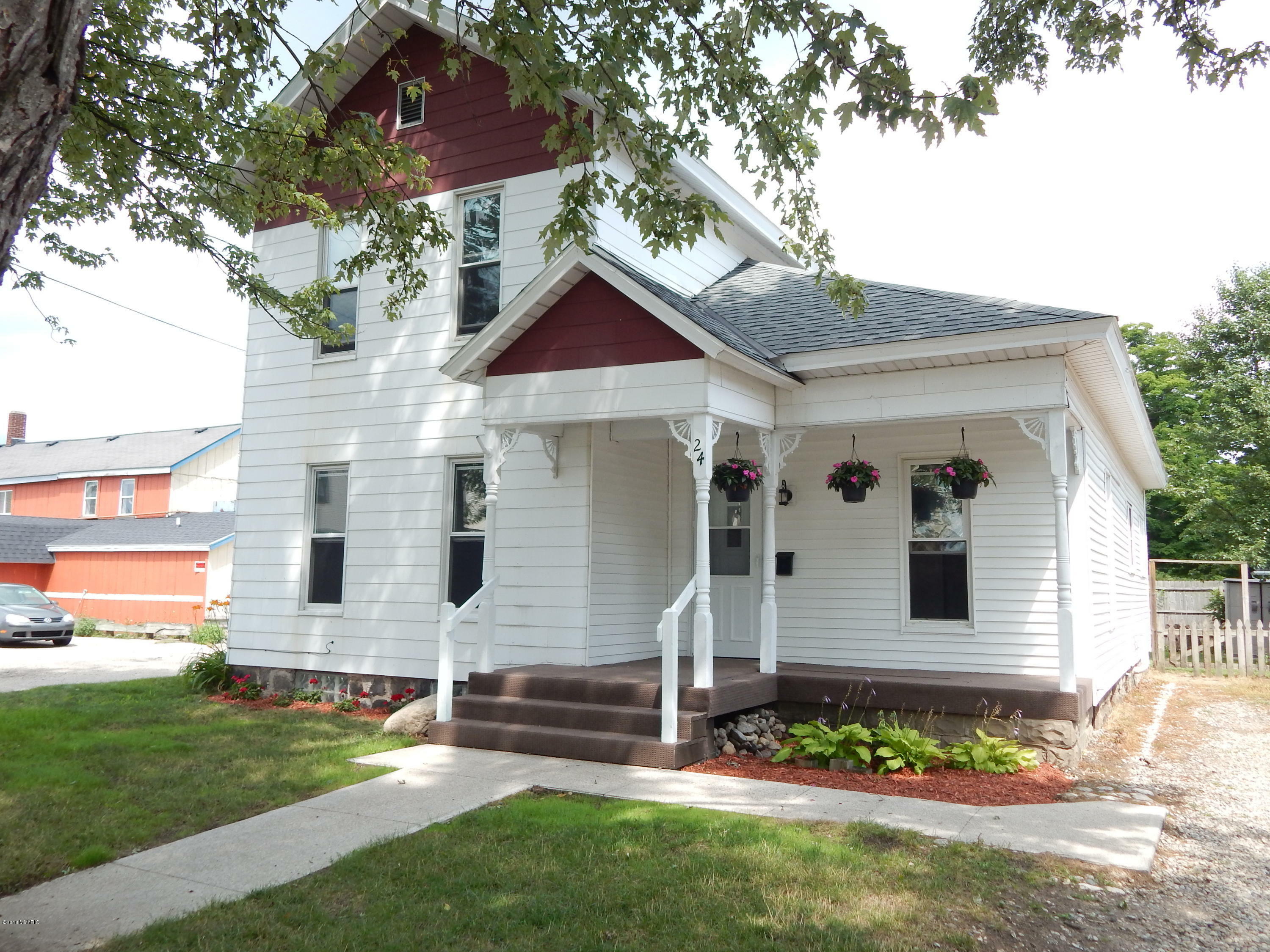 Property Photo:  24 Maple Street  MI 49345 