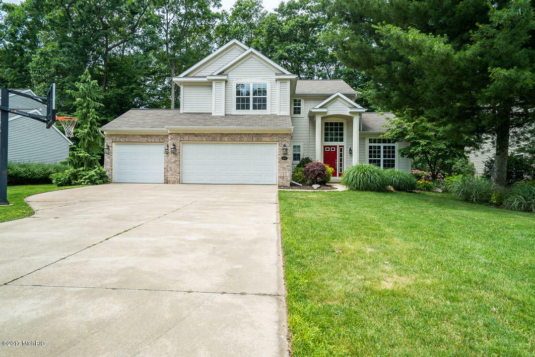 Property Photo:  13363 Greenbriar Drive  MI 49417 