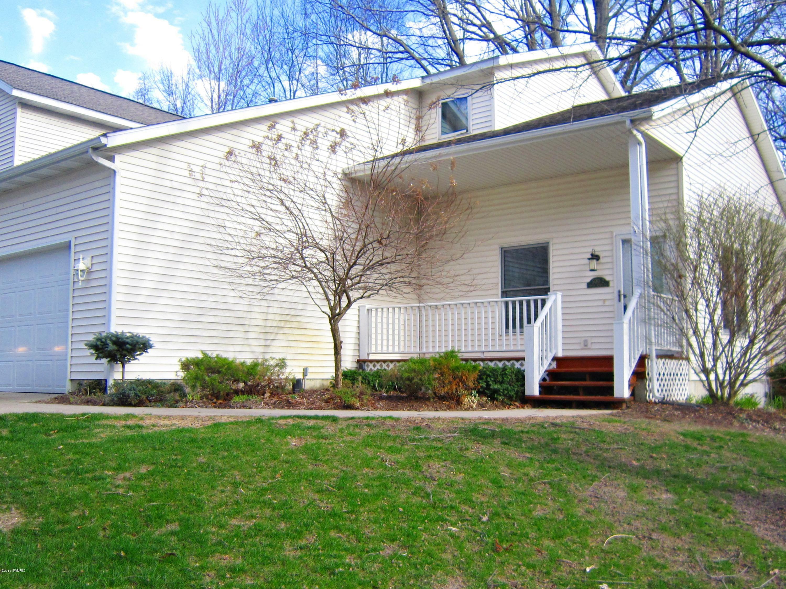 Property Photo:  500 Maple Woods Drive  MI 49453 