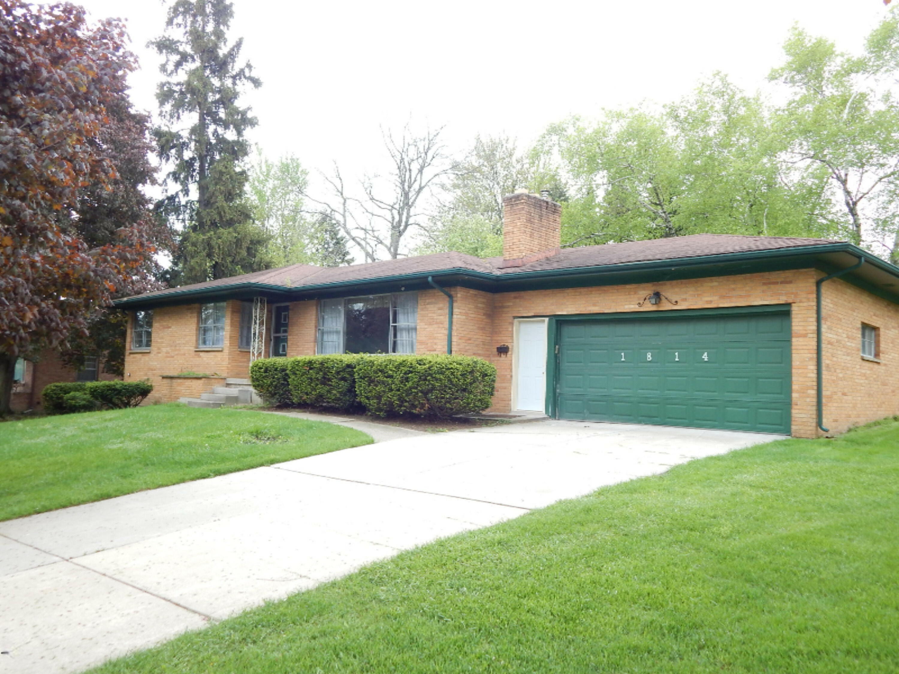 Property Photo:  1814 Lake Michigan Drive NW  MI 49504 