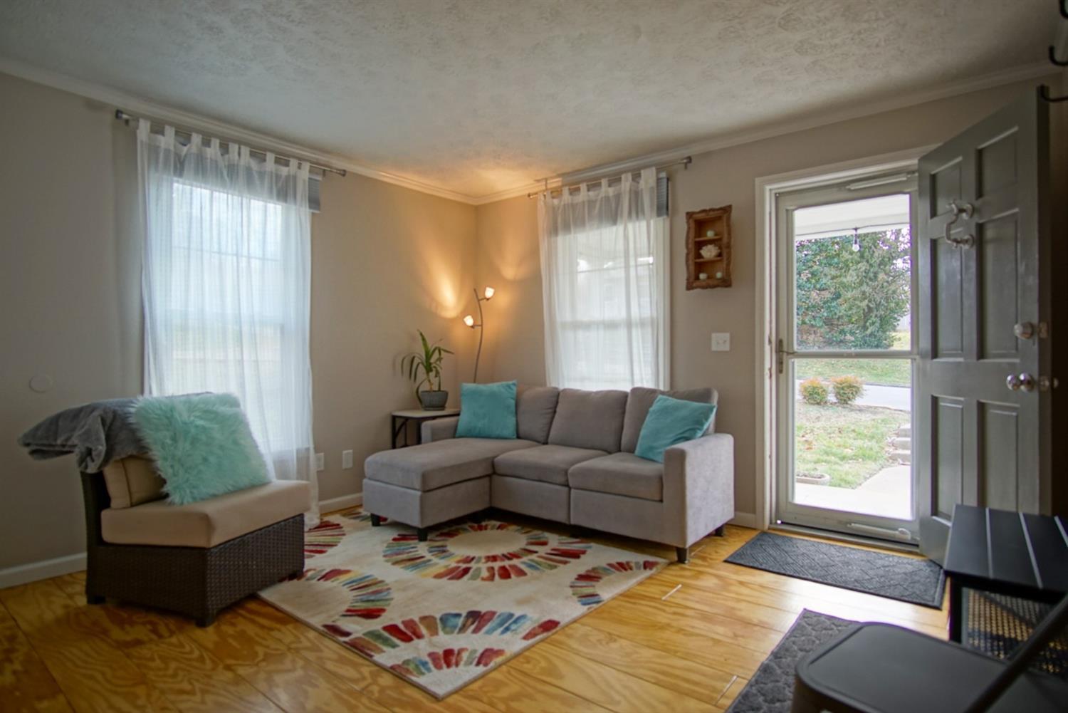 Property Photo: 645 West Lexington Avenue KY 40422