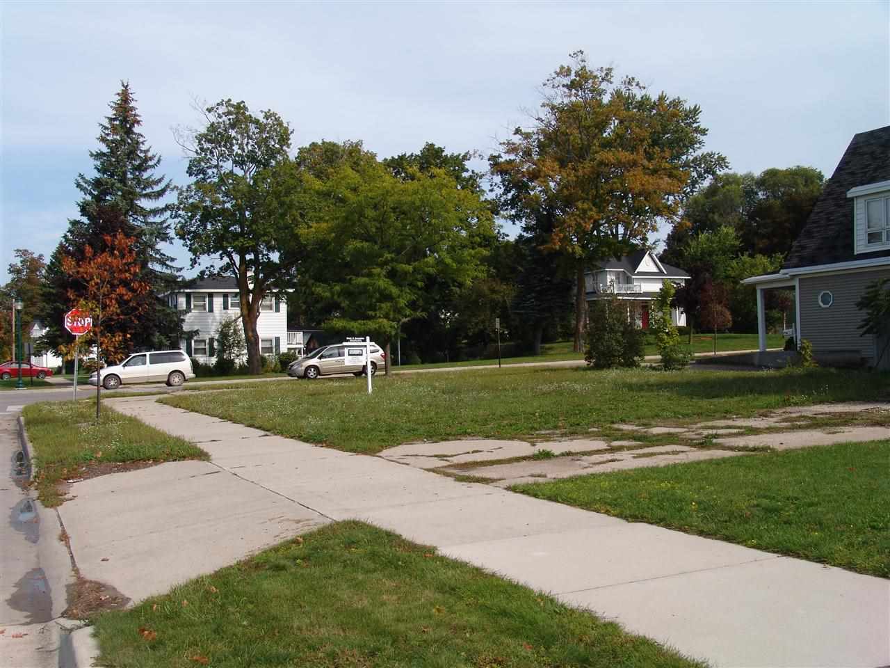 Property Photo: 124 Park MI 49712