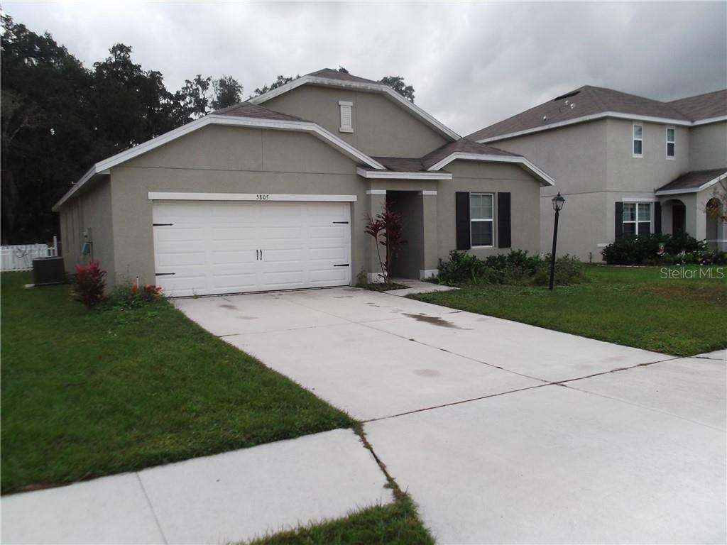 Property Photo:  5805 71st Street E  FL 34221 