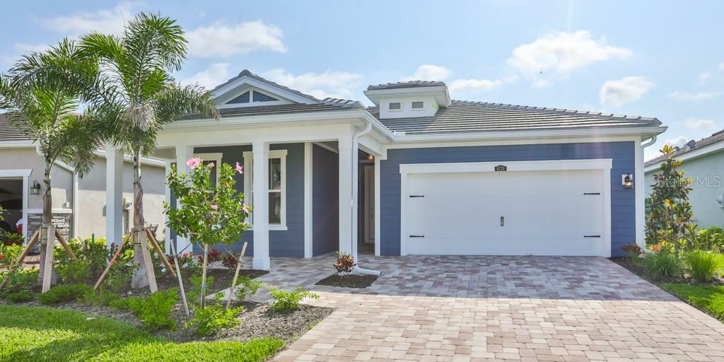 Property Photo: 8720 Bay Meadow Drive 196 FL 34238