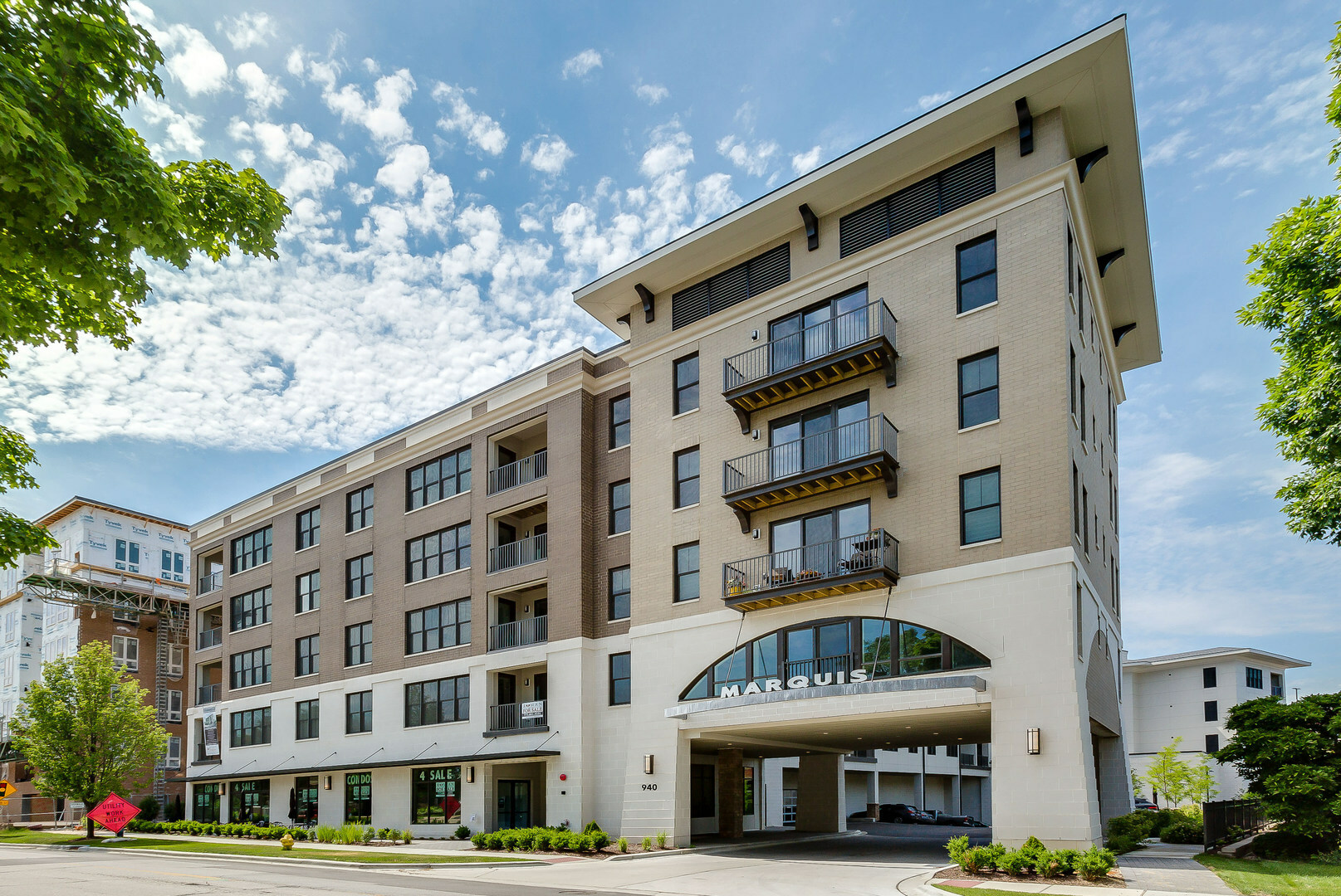 Property Photo: 940 Maple Avenue 213 IL 60515