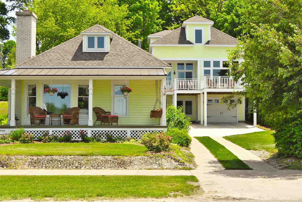 Property Photo: 441 Front MI 49712