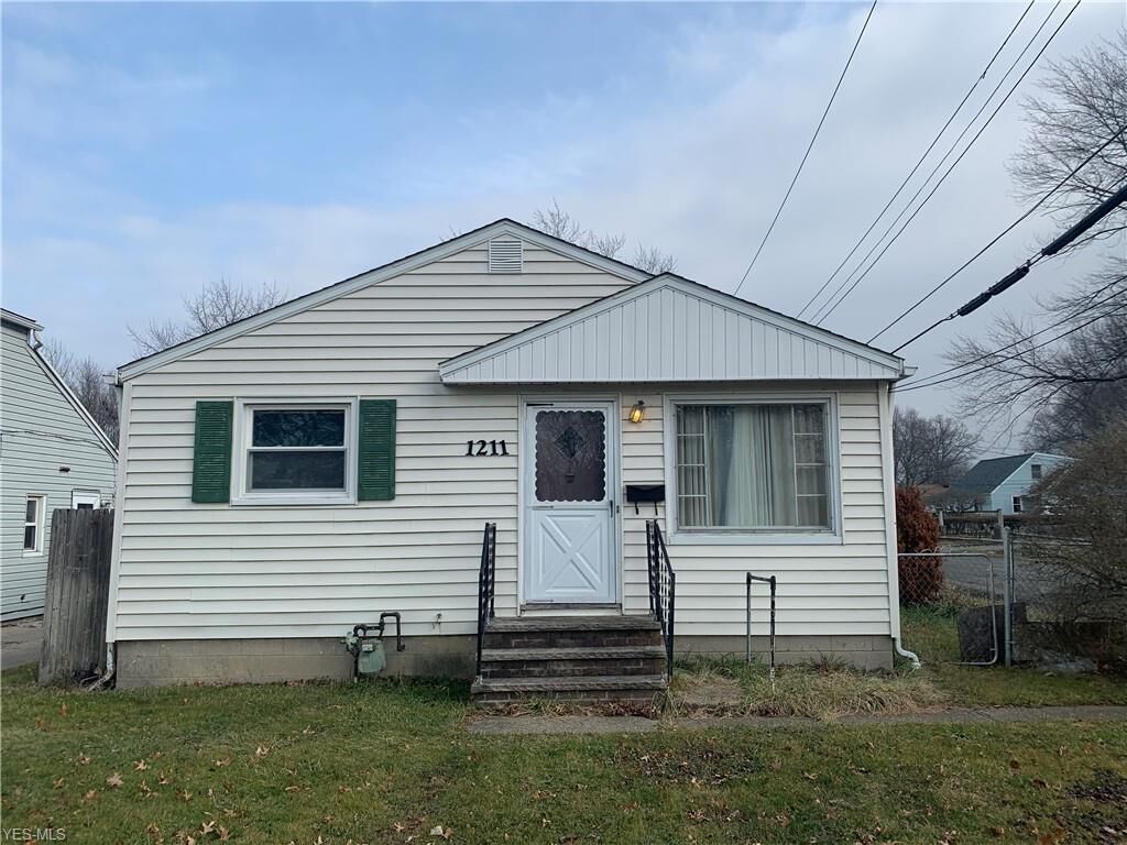 Property Photo:  1211 E 354th Street  OH 44095 