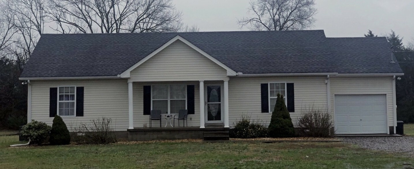 Property Photo:  464 Davis Ln  TN 37020 