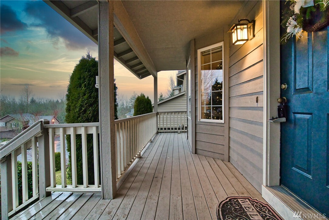 Property Photo:  4013 SE 199th Ave  WA 98607 