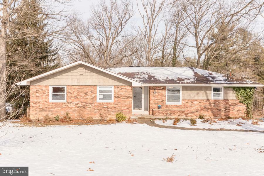 Property Photo:  14101 Royal Oak Drive SW  MD 21502 